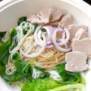 精肉热汤粉的做法步骤：12