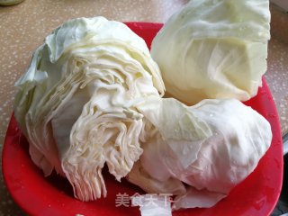 腌包菜的做法步骤：1