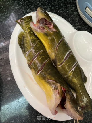 蒜蓉豆豉蒸黄骨鱼的做法步骤：7
