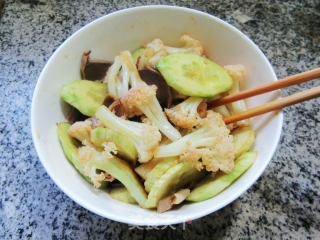 花菜鹅胗拌黄瓜的做法步骤：10