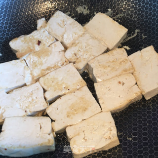 金针菇鸡蛋焖豆腐的做法步骤：8