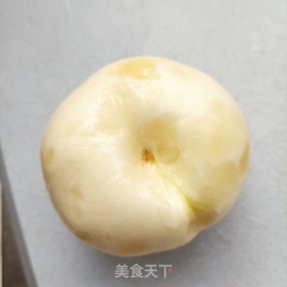 蜜桃果冻拌酸奶的做法步骤：2