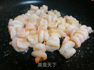 米其林时令招牌菜～荔枝虾球的做法步骤：4