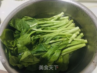 炝汁菜心的做法步骤：1