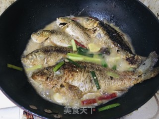 农家炖小杂鱼的做法步骤：5