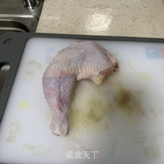 辣子鸡丁的做法步骤：1