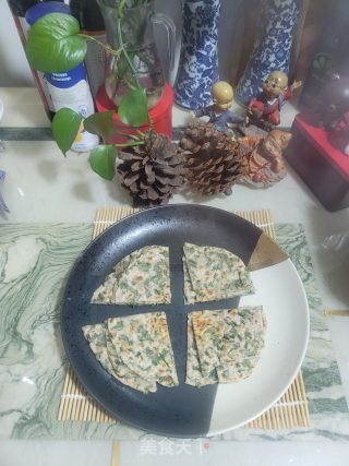 烙韭菜饼的做法步骤：15