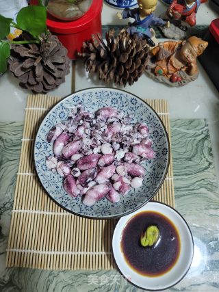 白灼鱿鱼仔的做法步骤：4