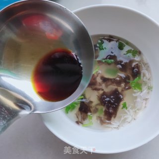 紫菜酸汤馄饨的做法步骤：7