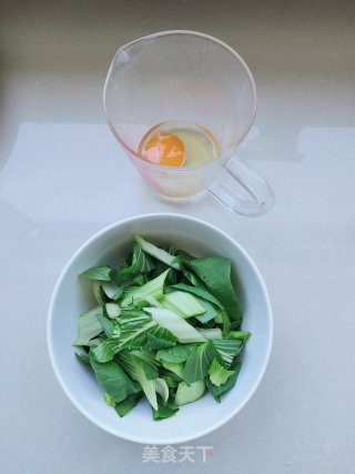 油菜鸡蛋汤的做法步骤：1