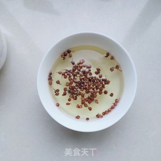 冬瓜肉丸汤的做法步骤：1