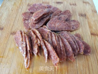 土豆片炒腊肠的做法步骤：4