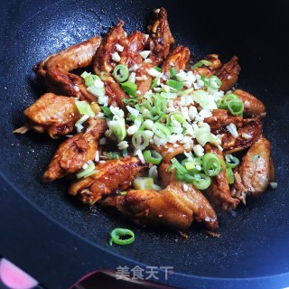 蒜香焖鸡翅的做法步骤：6