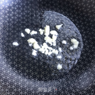 彩椒洋葱炒木耳的做法步骤：5