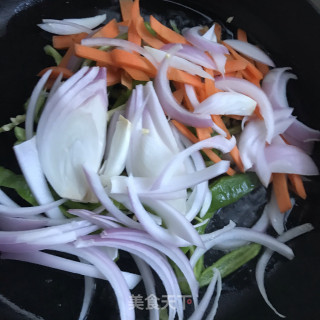 小炒黄牛肉的做法步骤：9