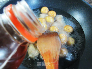 小土豆烧鸡翅根的做法步骤：4