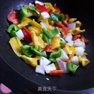 彩椒洋葱炒蛋的做法步骤：5