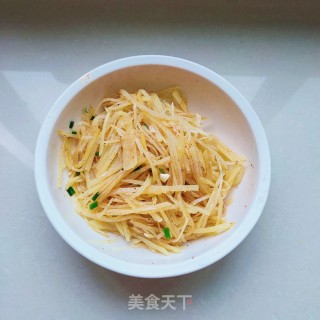 油泼土豆丝的做法步骤：13