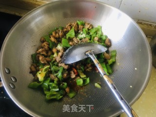 辣子鸡丁的做法步骤：12