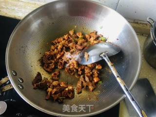 鸡肉蘑菇面的做法步骤：6