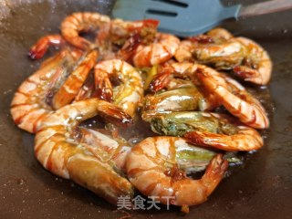 油爆大虎虾的做法步骤：4