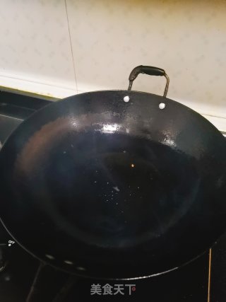 辣椒炒肉的做法步骤：2