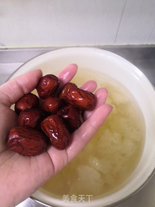 银耳红枣汤的做法步骤：4