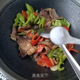 尖椒炒西兰花的做法步骤：12