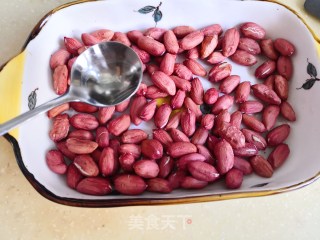 空炸花生米的做法步骤：2