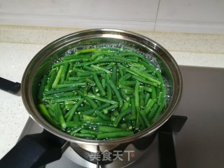 椒油拌豇豆的做法步骤：3
