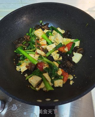 西红柿青菜炒豆腐的做法步骤：11
