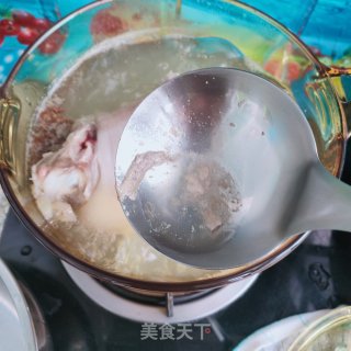 红烧肘子的做法步骤：4