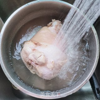 红烧肘子的做法步骤：10