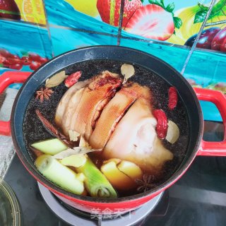 红烧肘子的做法步骤：15