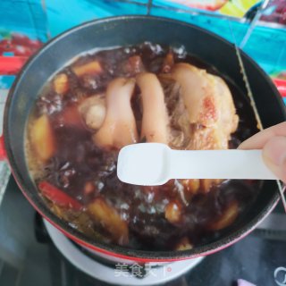红烧肘子的做法步骤：17