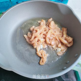鸡胸肉炒辣椒的做法步骤：7