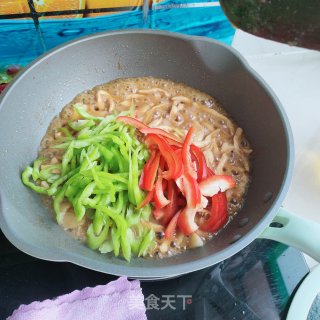 鸡胸肉炒辣椒的做法步骤：10