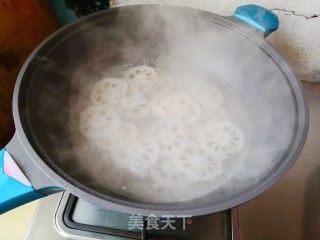 凉拌藕片的做法步骤：2