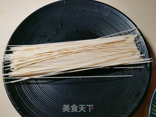 挂面怎么做凉面的做法步骤：2