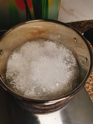 芒果椰汁西米露的做法步骤：2