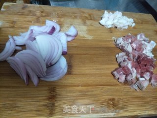扬州炒饭的做法步骤：3