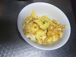 扬州炒饭的做法步骤：4