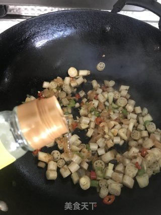 酸辣藕尖的做法步骤：7