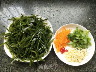 凉拌海带丝的做法步骤：1