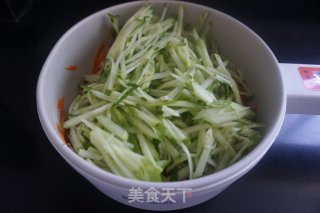 鱼香肉丝荞麦冷面的做法步骤：12