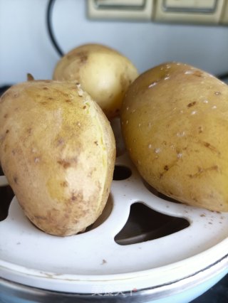 土豆鲜虾沙拉的做法步骤：6