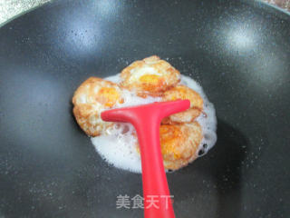 双耳烧鸡蛋的做法步骤：3
