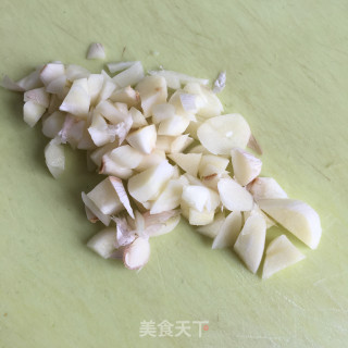 豆豉炒苦瓜的做法步骤：3