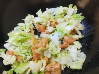 西红柿圆白菜炒鸡蛋的做法步骤：7
