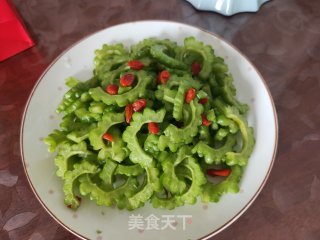 清火枸杞拌苦瓜的做法步骤：7